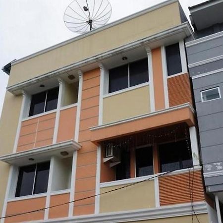 Jesnic Hotel Padang  Bagian luar foto